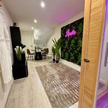 Luneia - Romantic Getaway, Sauna And Private Апартаменты Chavanod